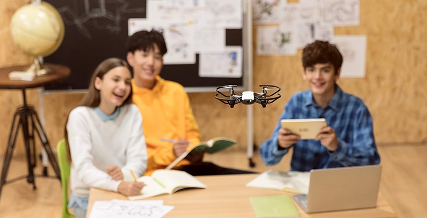 5 Best Drones under 250 Grams — Maximum Functionality in a Tiny Device (Spring 2024)