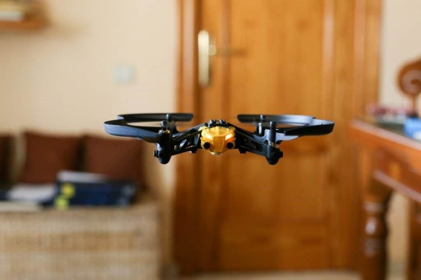 5 Best Indoor Drones – Try to Fly It at Home! (Fall 2022)