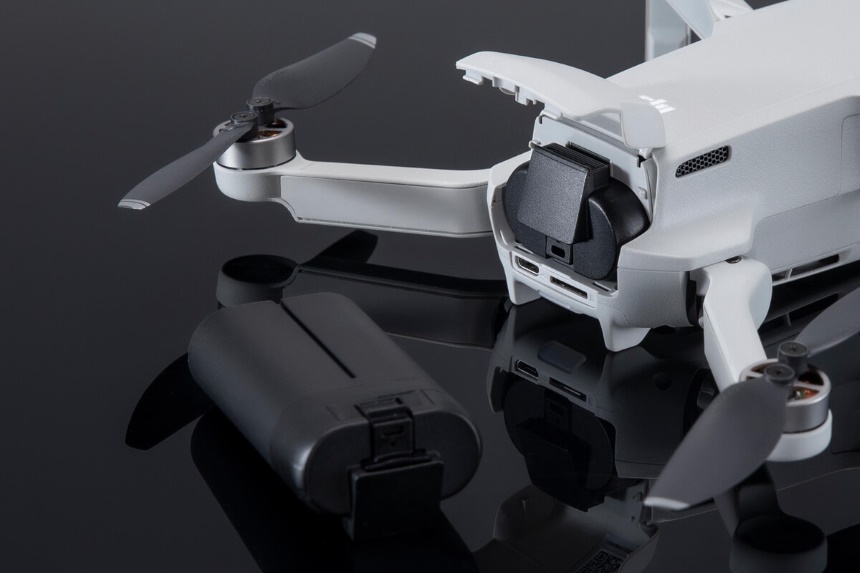 How to Charge DJI Mavic Mini Controller? Simple Instructions!
