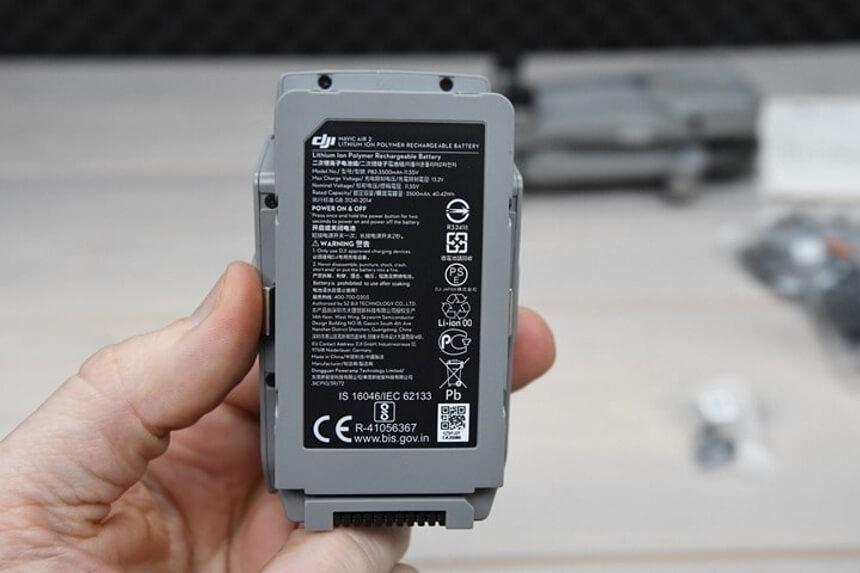 DJI Mavic Air Battery Is Not Charging: What's Wrong and What to Do?